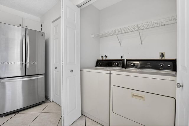 10845 NW 8th St, Pembroke Pines, FL 33026