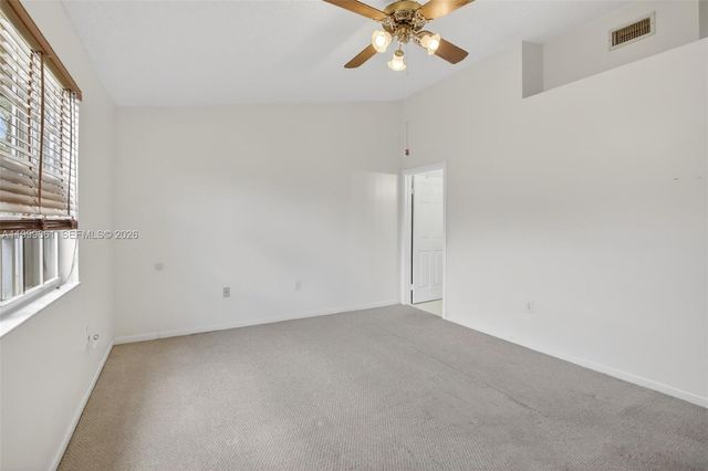 10845 NW 8th St, Pembroke Pines, FL 33026