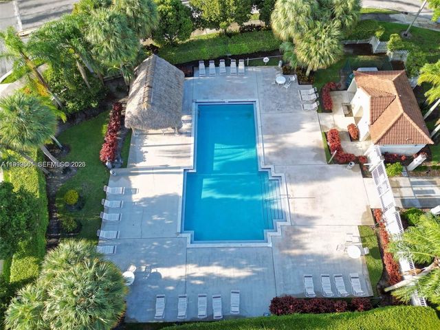 10845 NW 8th St, Pembroke Pines, FL 33026