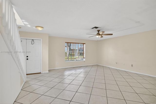 10845 NW 8th St, Pembroke Pines, FL 33026
