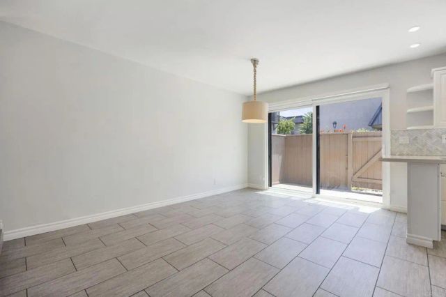 806 S Sierra Avenue, Solana Beach, CA 92075