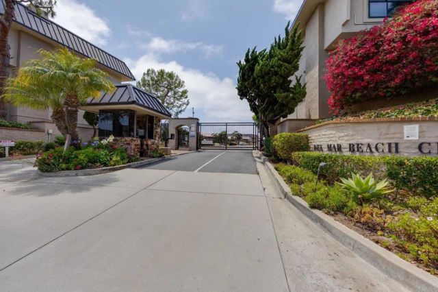 806 S Sierra Avenue, Solana Beach, CA 92075