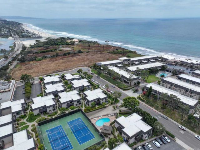 806 S Sierra Avenue, Solana Beach, CA 92075