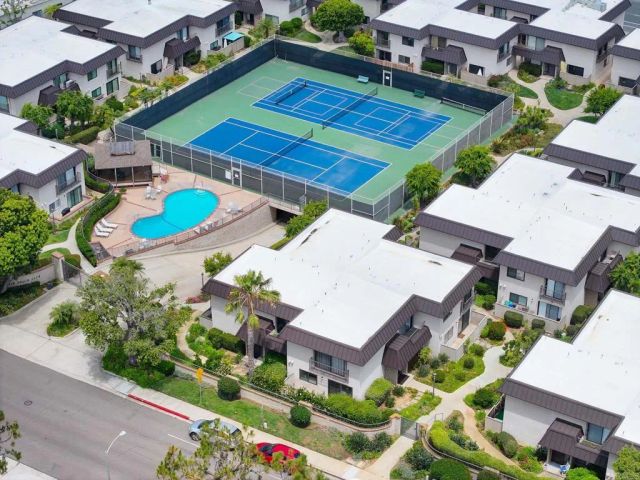 806 S Sierra Avenue, Solana Beach, CA 92075