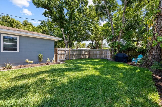 4650 2ND AVENUE S, St Petersburg, FL 33711