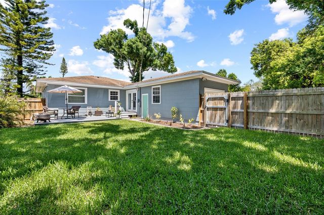 4650 2ND AVENUE S, St Petersburg, FL 33711
