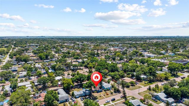 4650 2ND AVENUE S, St Petersburg, FL 33711