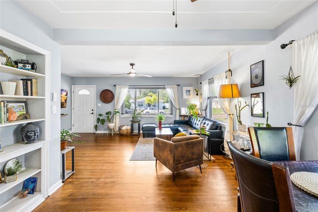 4650 2ND AVENUE S, St Petersburg, FL 33711