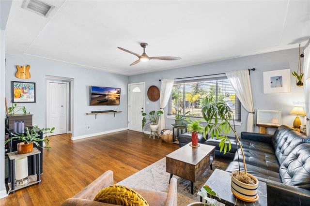 4650 2ND AVENUE S, St Petersburg, FL 33711