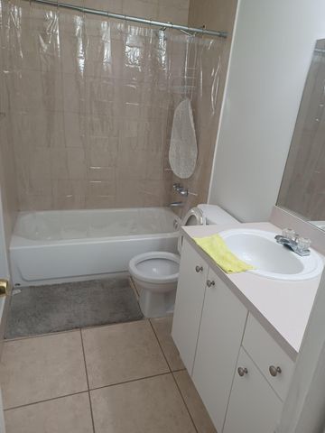 407 Executive Center Drive 203, West Palm Beach, FL 33401