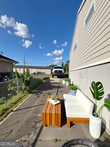 1296 NW NORTHWEST Drive NW, Atlanta, GA 30318