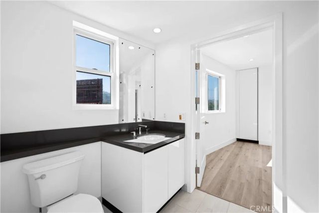 4214 Fulton Avenue 203, Studio City, CA 91604