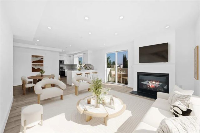 4214 Fulton Avenue 203, Studio City, CA 91604