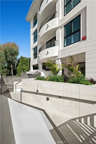 4214 Fulton Avenue 203, Studio City, CA 91604