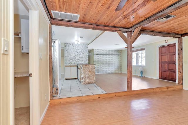 8350 94TH AVENUE, Seminole, FL 33777