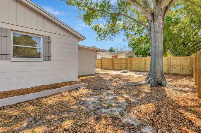 8350 94TH AVENUE, Seminole, FL 33777