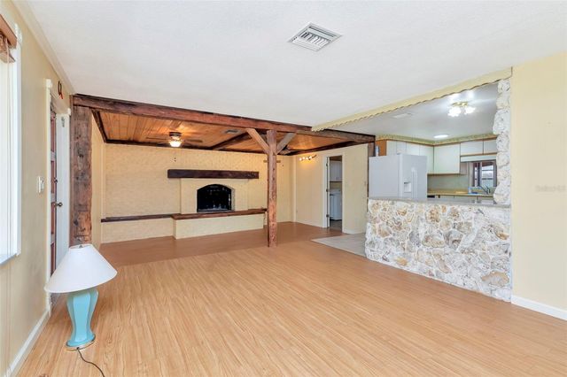 8350 94TH AVENUE, Seminole, FL 33777