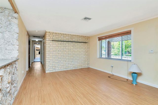 8350 94TH AVENUE, Seminole, FL 33777