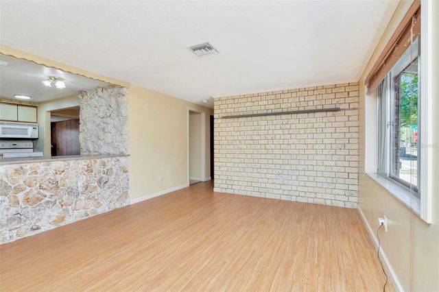 8350 94TH AVENUE, Seminole, FL 33777