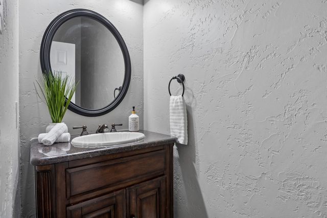 8709 Herns Meadow Lane, Mckinney, TX 75071