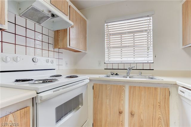 2975 Juniper Hills Boulevard 201, Las Vegas, NV 89142