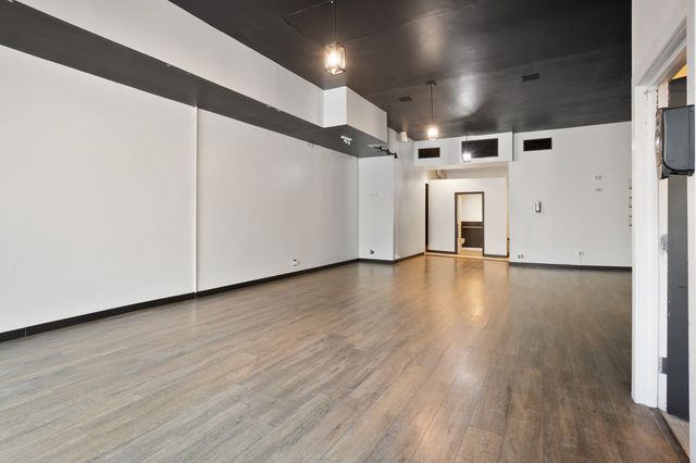 4837 W Irving Park Road STORE, Chicago, IL 60641