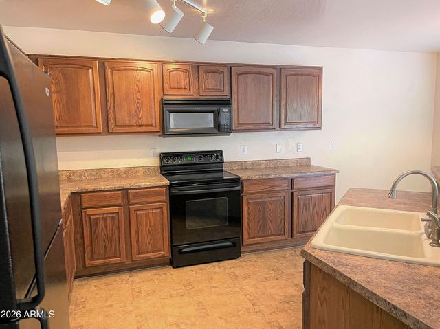 31443 N Cactus Drive, San Tan Valley, AZ 85143