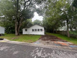 862 NE COLDWATER AVENUE, Lake City, FL 32055