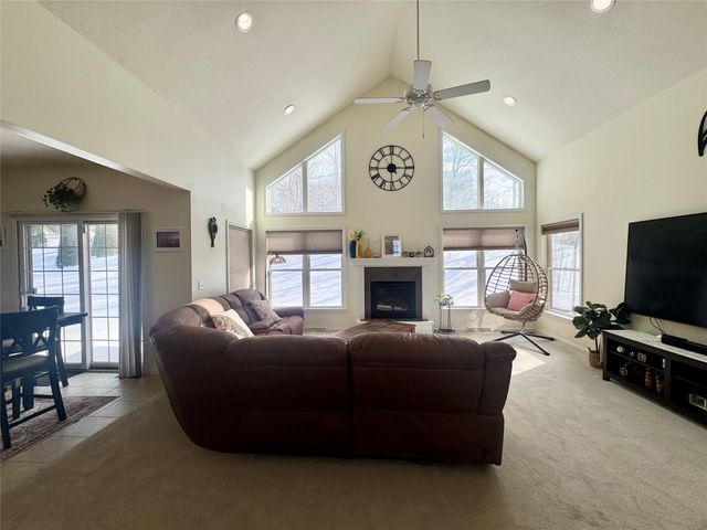 4295 STONE CREEK Drive, Erie, PA 16506