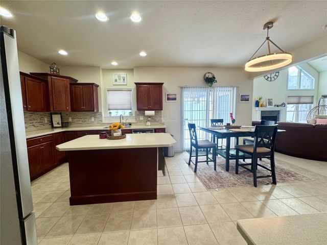 4295 STONE CREEK Drive, Erie, PA 16506