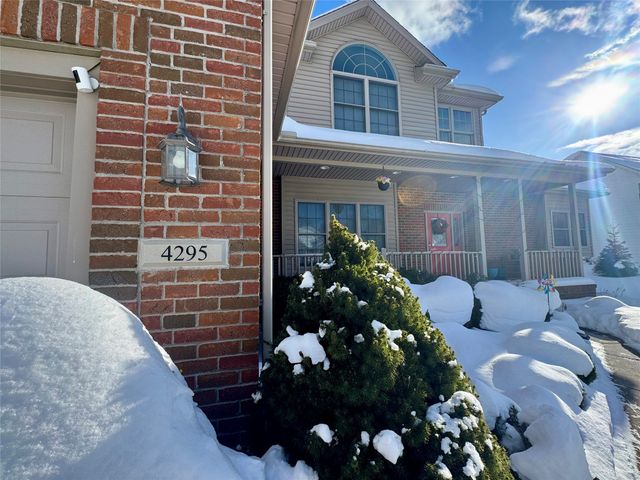 4295 STONE CREEK Drive, Erie, PA 16506