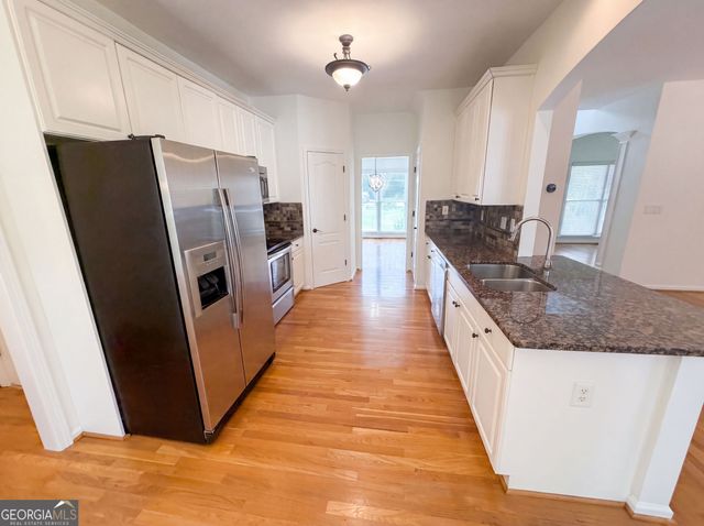 3612 Brookefall Court, Suwanee, GA 30024