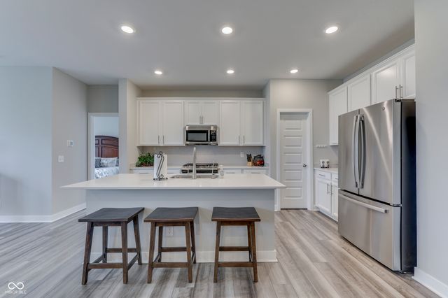 3644 Chalmers Drive, Bargersville, IN 46106