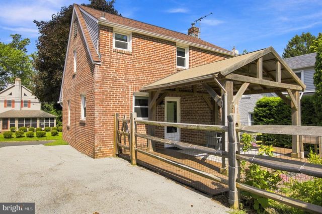 207 SANDY BANK RD, Media, PA 19063