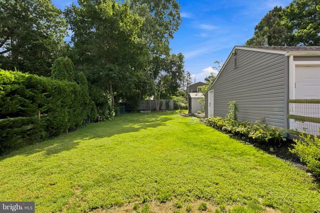207 SANDY BANK RD, Media, PA 19063