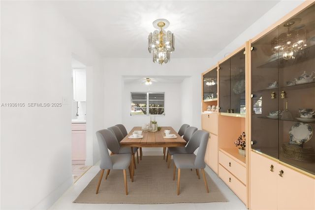 5706 NW 81st Ave, Tamarac, FL 33321