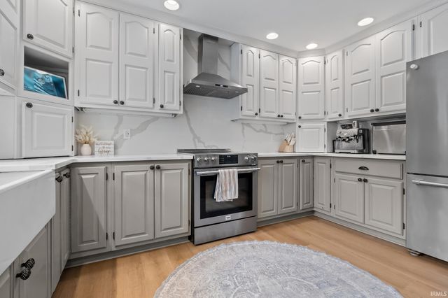 12045 Covered Wagon Court, Granger, IN 46530