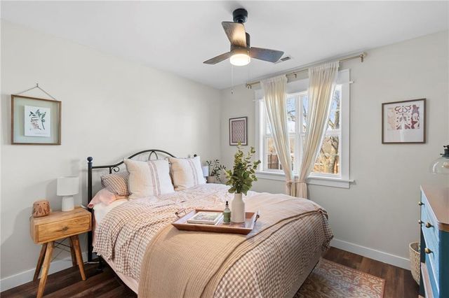 1113 Foxridge Drive, Warrensburg, MO 64093