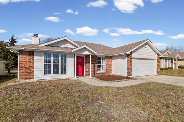 1113 Foxridge Drive, Warrensburg, MO 64093