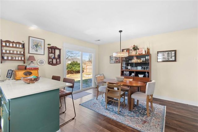 1113 Foxridge Drive, Warrensburg, MO 64093