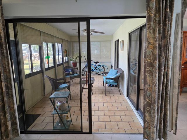 6126 Elsinore Circle, Greenacres, FL 33463