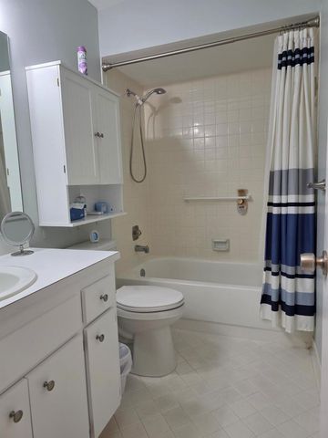 6126 Elsinore Circle, Greenacres, FL 33463