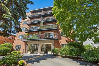 930 Hinman Avenue 504, Evanston, IL 60202
