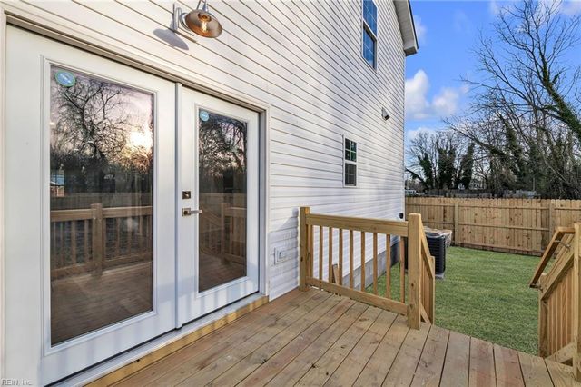 117 N Lloyd ST, Suffolk, VA 23434