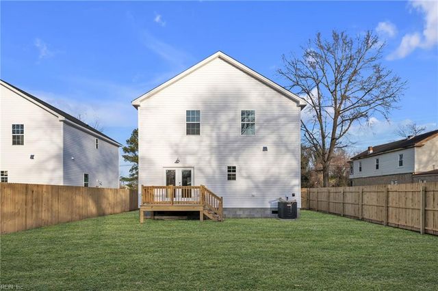 117 N Lloyd ST, Suffolk, VA 23434