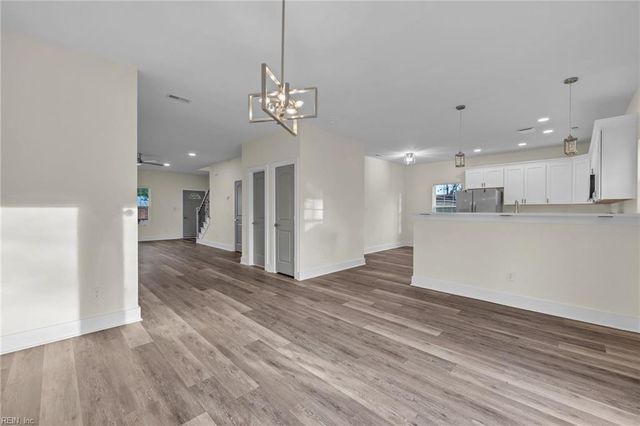 117 N Lloyd ST, Suffolk, VA 23434