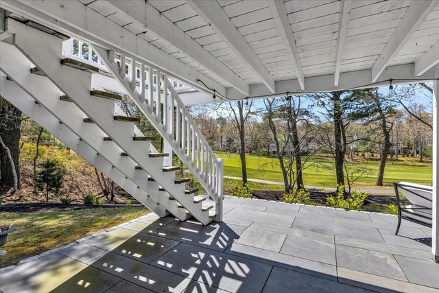 133 Walton Heath Way, Mashpee, MA 02649