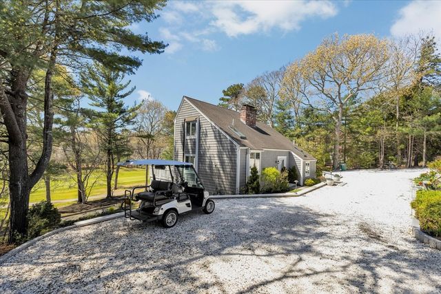133 Walton Heath Way, Mashpee, MA 02649