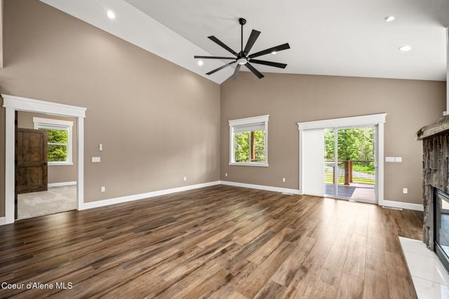 32926 N 10th AVE, Spirit Lake, ID 83869