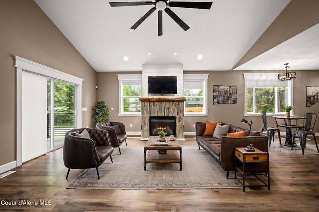 32926 N 10th AVE, Spirit Lake, ID 83869